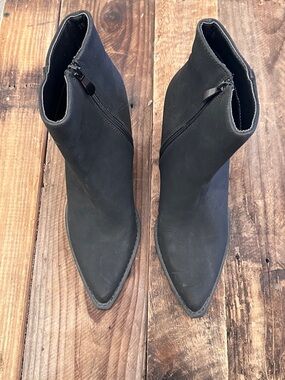 Women's Black Ankle Boots - Sleek Pointed Toe